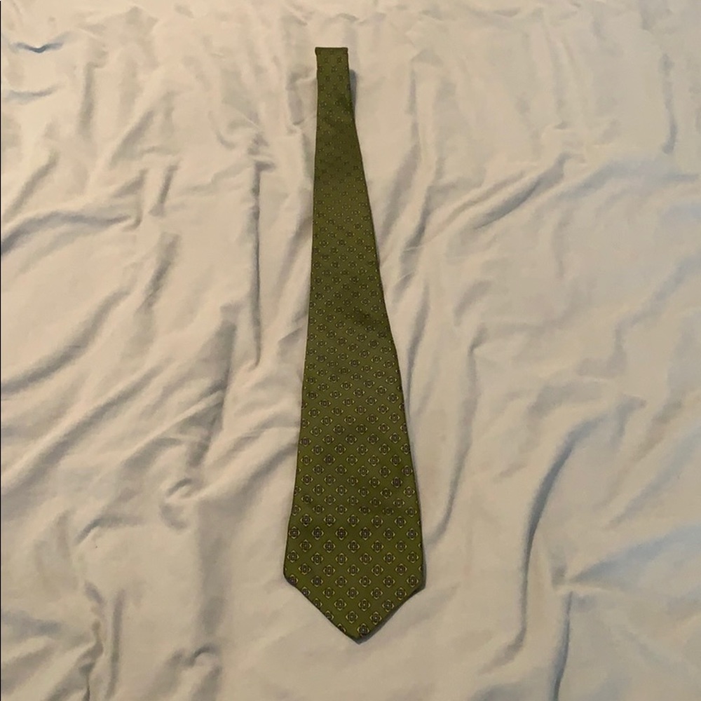 Vintage brooks brothers tie with flower pattern